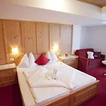Hotel Latini