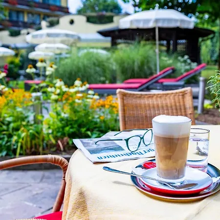 Otel Latini 4*