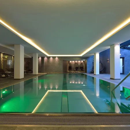 Latini Otel Zell am See
