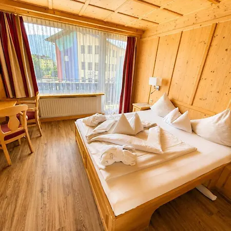 Hotel Latini 4*
