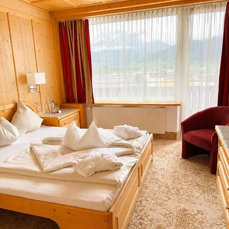 Szálloda Latini Zell am See
