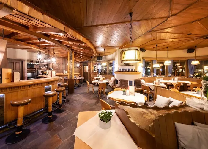 ラティーニ ホテル 4*