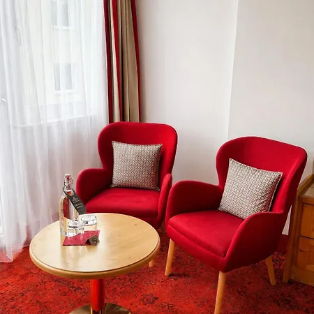 Hotell Latini Zell am See